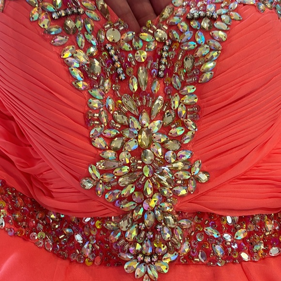 STUNNING GIRLS PARTY/Grad Dress - Picture 6 of 11